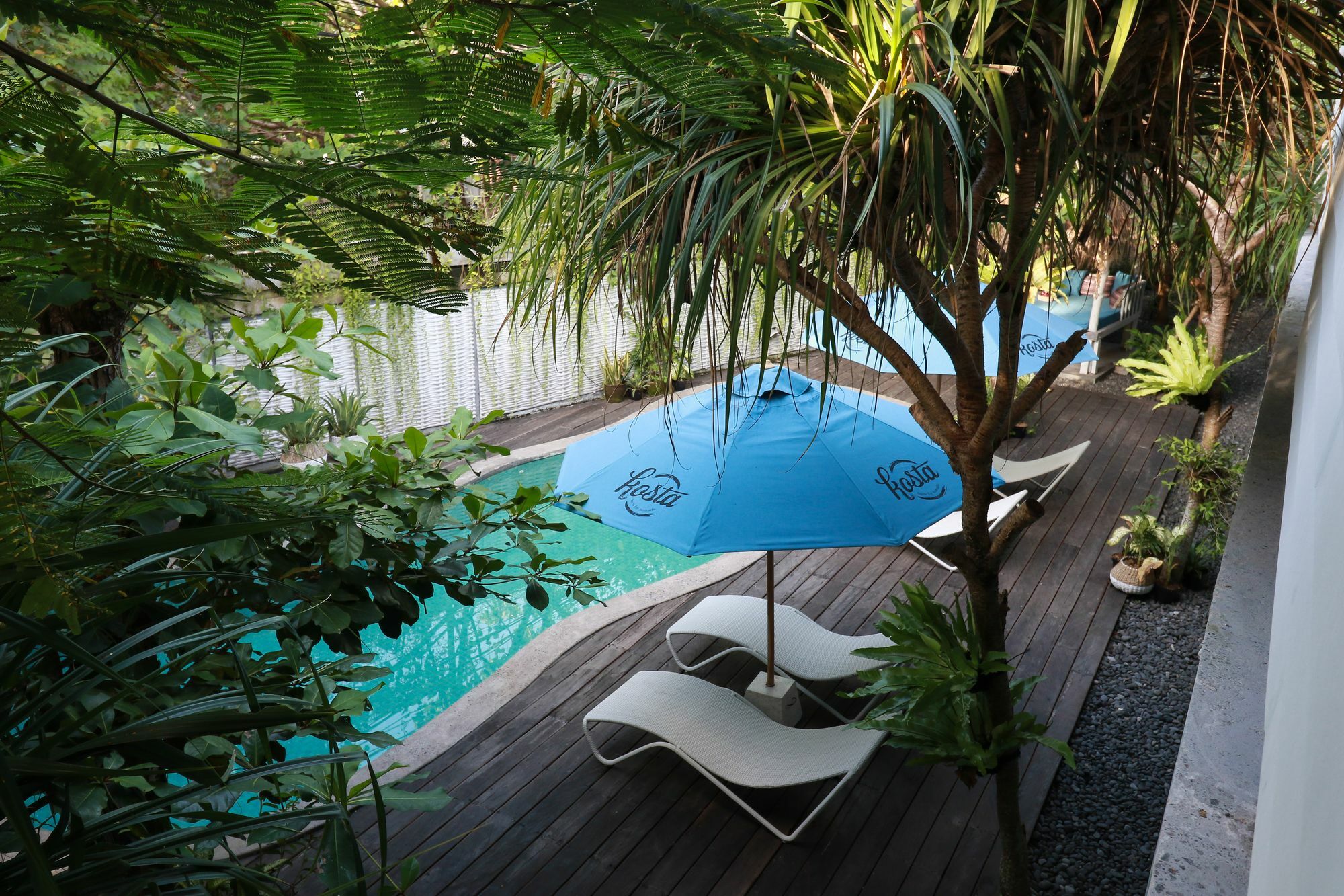 Kosta Hostel Seminyak Exterior photo