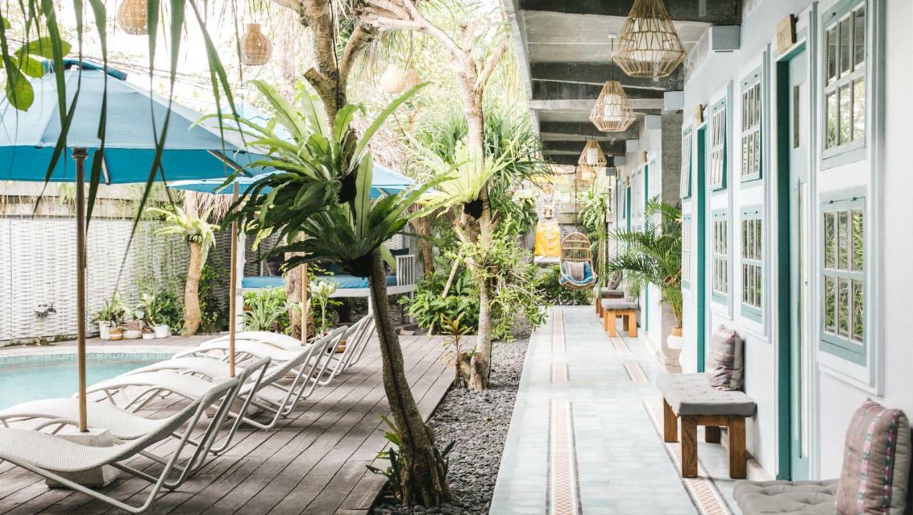 Kosta Hostel Seminyak Exterior photo