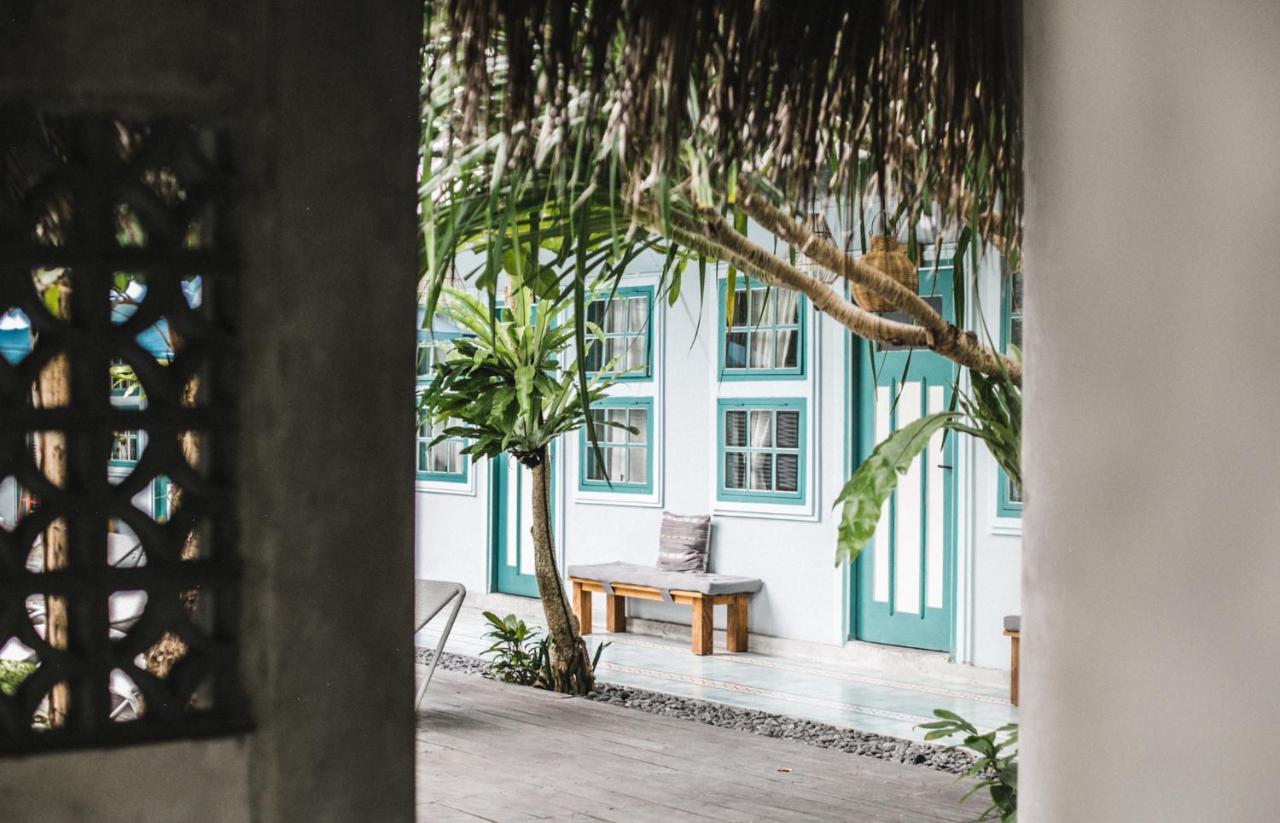 Kosta Hostel Seminyak Exterior photo